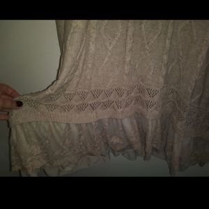 Simply Couture beige sweater size 3x.